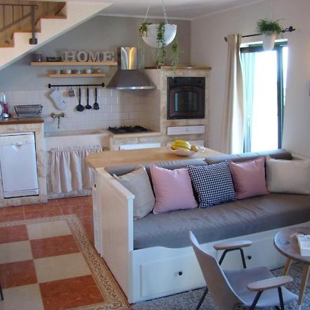 Holliday Home Alida With Jacuzzi بودغورا المظهر الخارجي الصورة